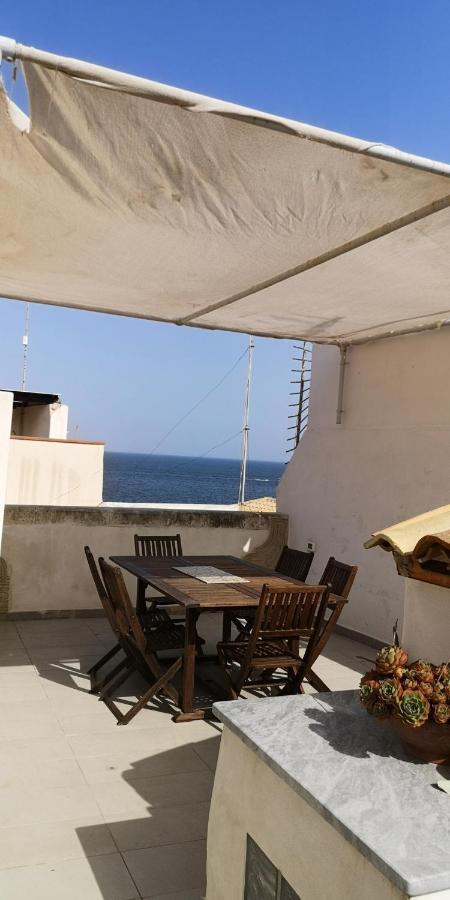 Sea-View Terrace & Bikes Moon Ortigia Holiday Home 시라쿠사 외부 사진